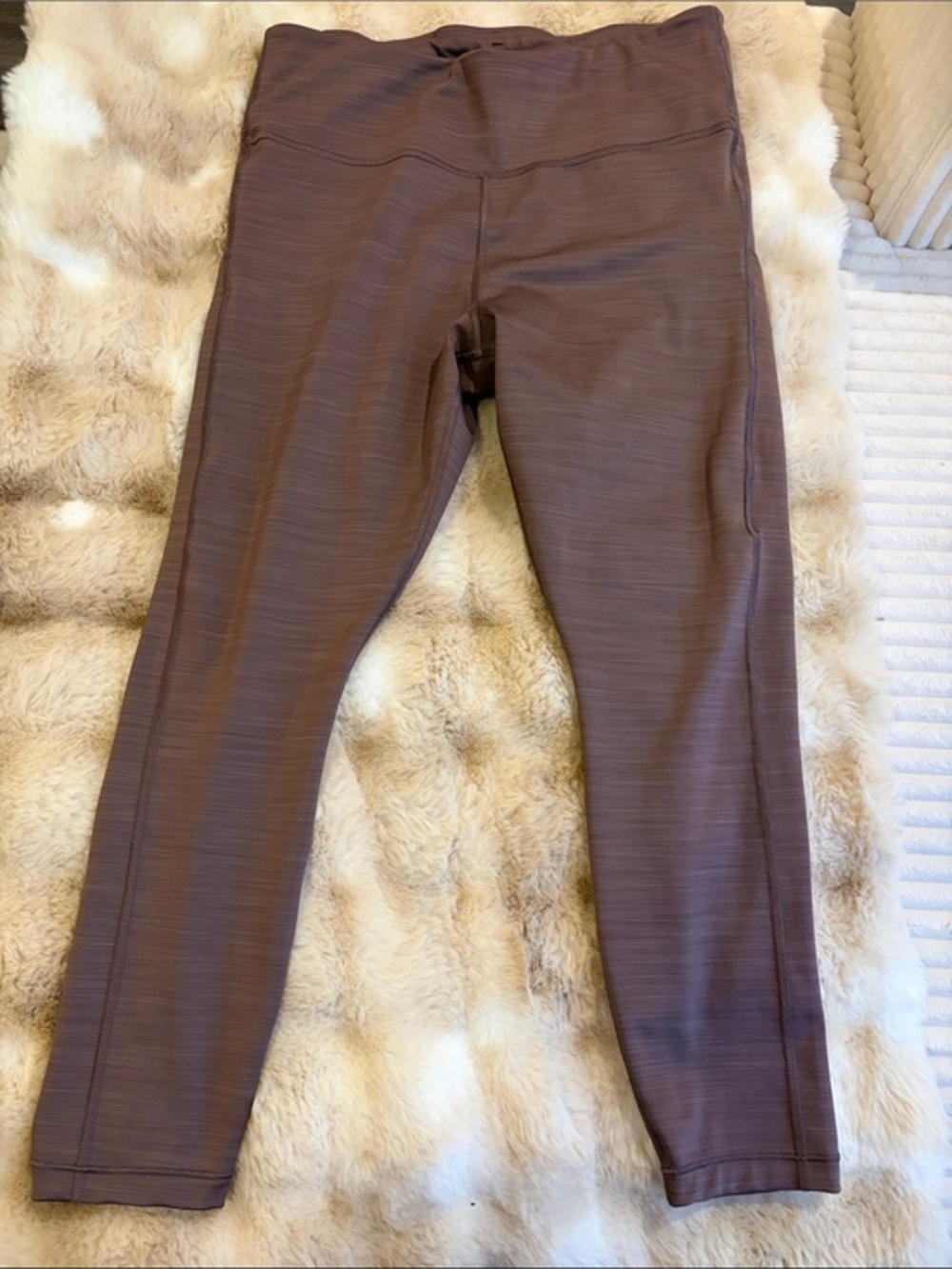 Athleta ultimate stash pocket 7/8 tight size large brown back pocket side pocket